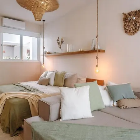 Design Loft Apartment In La Veleta